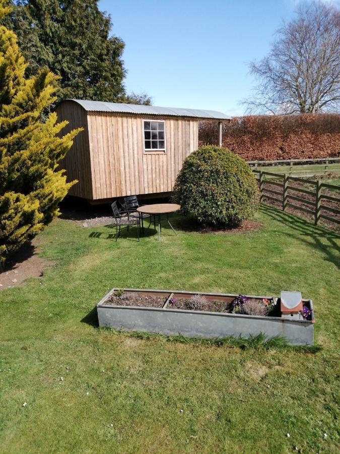 Lucker Mill Shepherds Huts Exterior foto